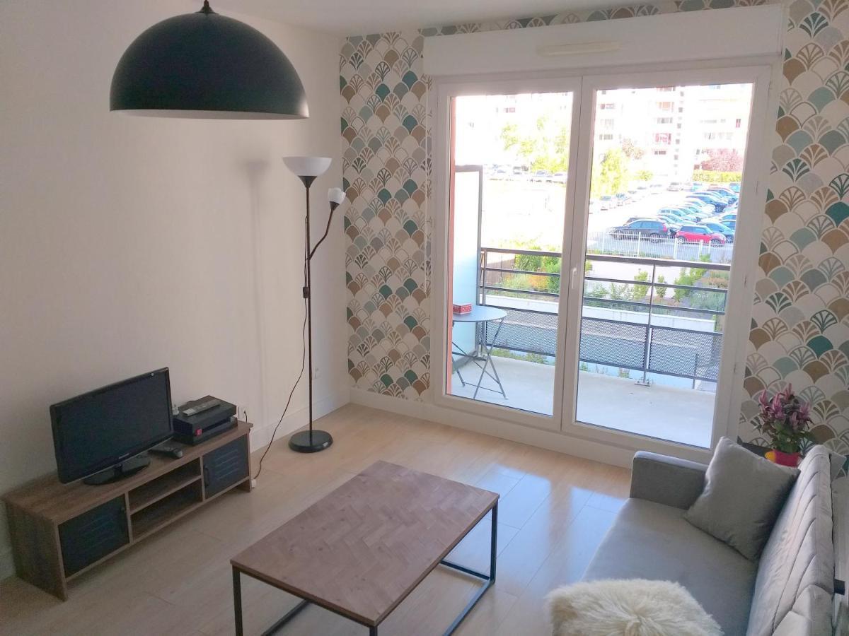 Le Savoie Appartement 2 Chambres 3 Couchages ,Balcon Et Parking Prive Бельгард-сюр-Валзерин Экстерьер фото