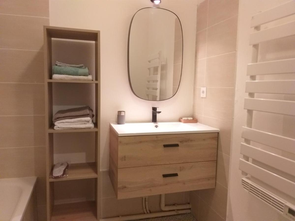 Le Savoie Appartement 2 Chambres 3 Couchages ,Balcon Et Parking Prive Бельгард-сюр-Валзерин Экстерьер фото